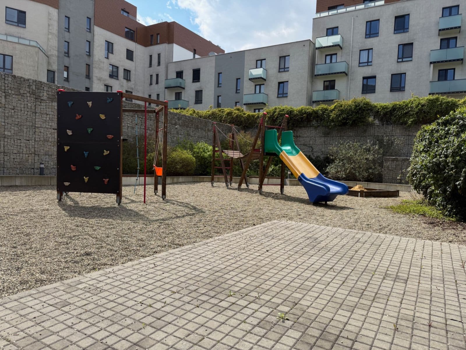 Pronájem bytu 2+kk 59 m², Jantarová, Ostrava, Moravskoslezský kraj Pronájem bytu 2+kk 59 m², Jantarová, Ostrava, Moravskoslezský kraj