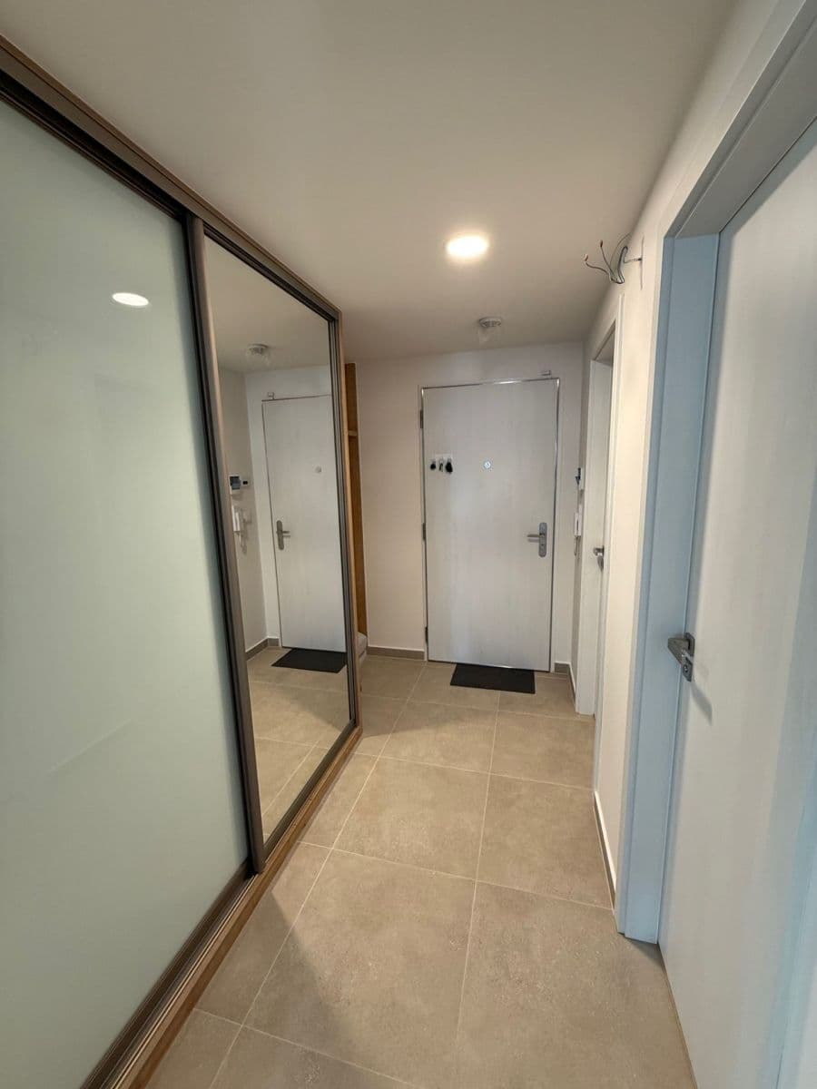 Pronájem bytu 2+kk 57 m², Domalípova, Praha, Praha Pronájem bytu 2+kk 57 m², Domalípova, Praha, Praha