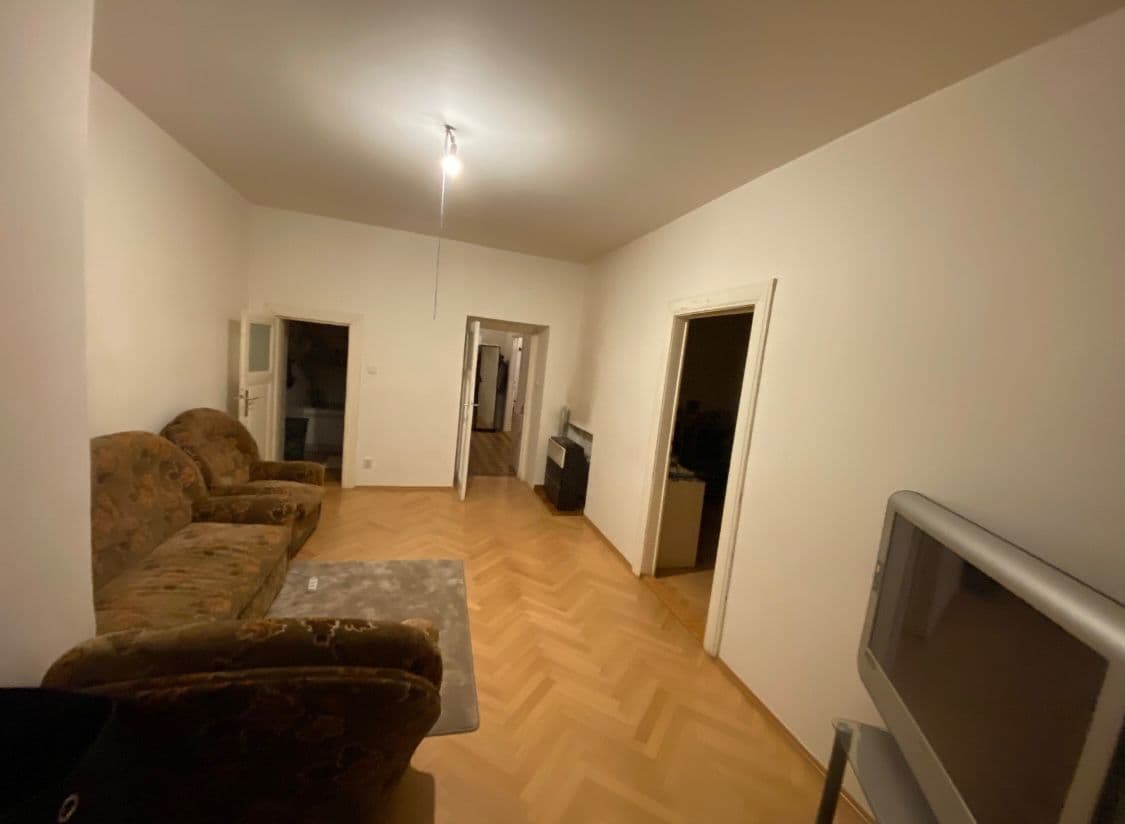 Pronájem bytu 3+1 75 m², Roháčova, Praha, Praha Pronájem bytu 3+1 75 m², Roháčova, Praha, Praha