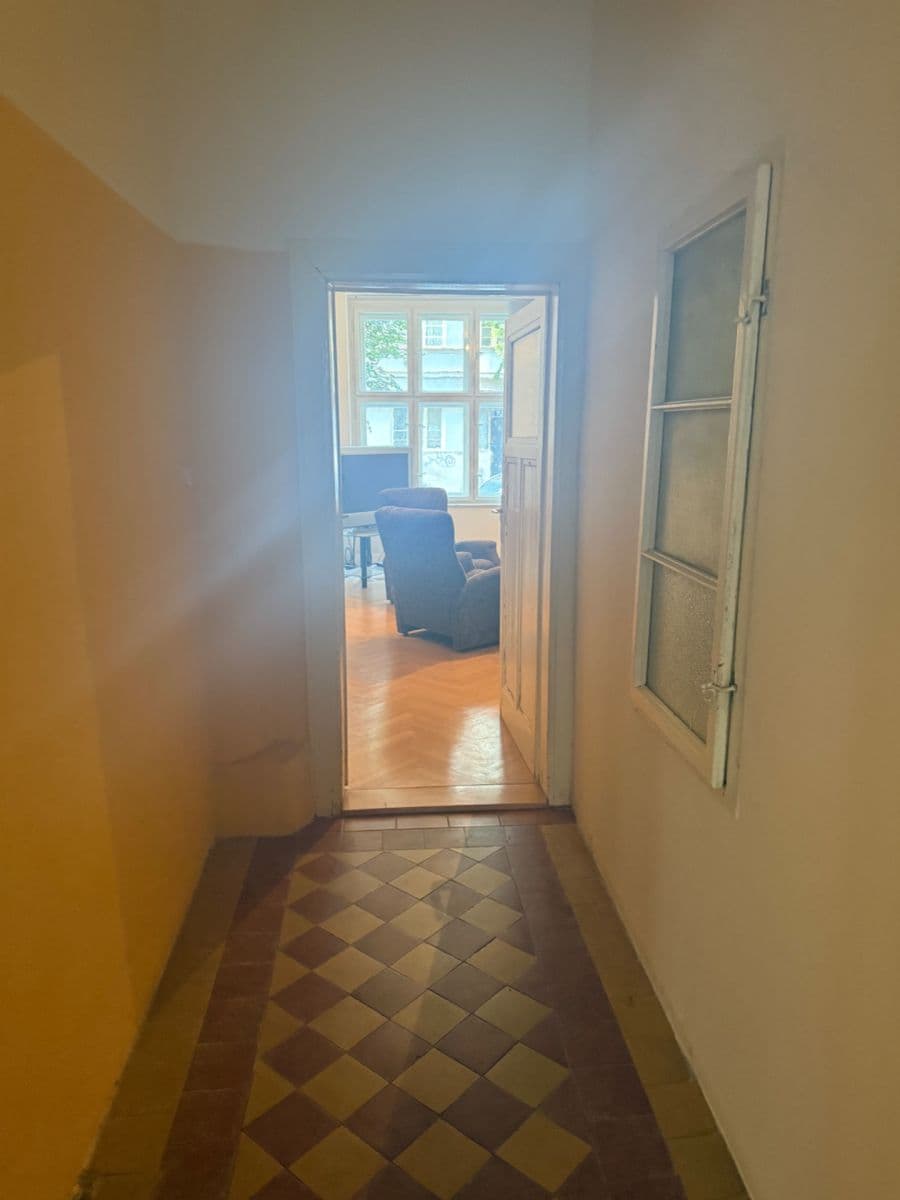 Pronájem bytu 3+1 75 m², Roháčova, Praha, Praha Pronájem bytu 3+1 75 m², Roháčova, Praha, Praha