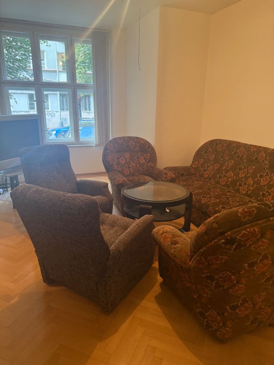 Pronájem bytu 3+1 75 m², Roháčova, Praha, Praha Pronájem bytu 3+1 75 m², Roháčova, Praha, Praha