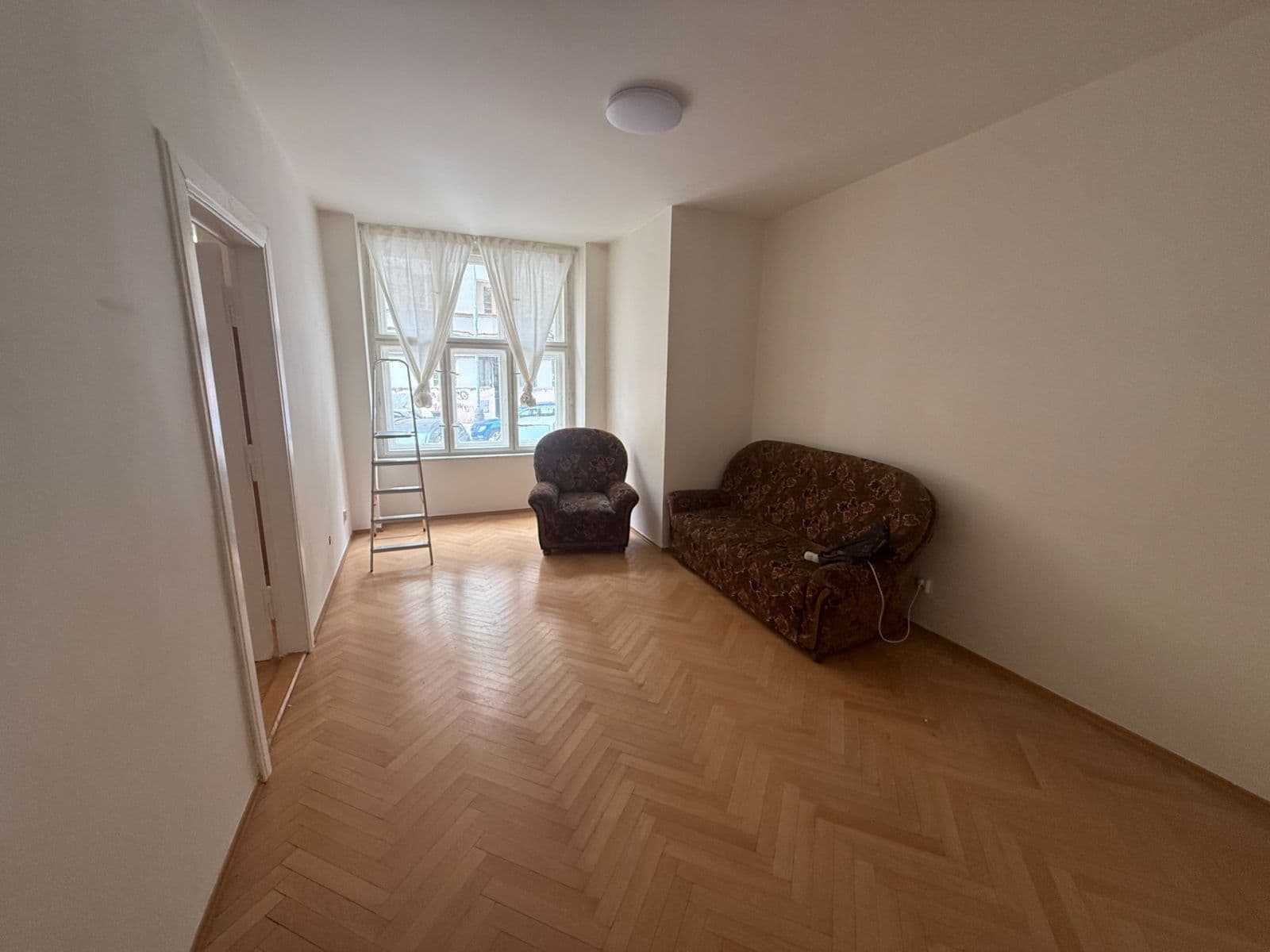 Pronájem bytu 3+1 75 m², Roháčova, Praha, Praha Pronájem bytu 3+1 75 m², Roháčova, Praha, Praha