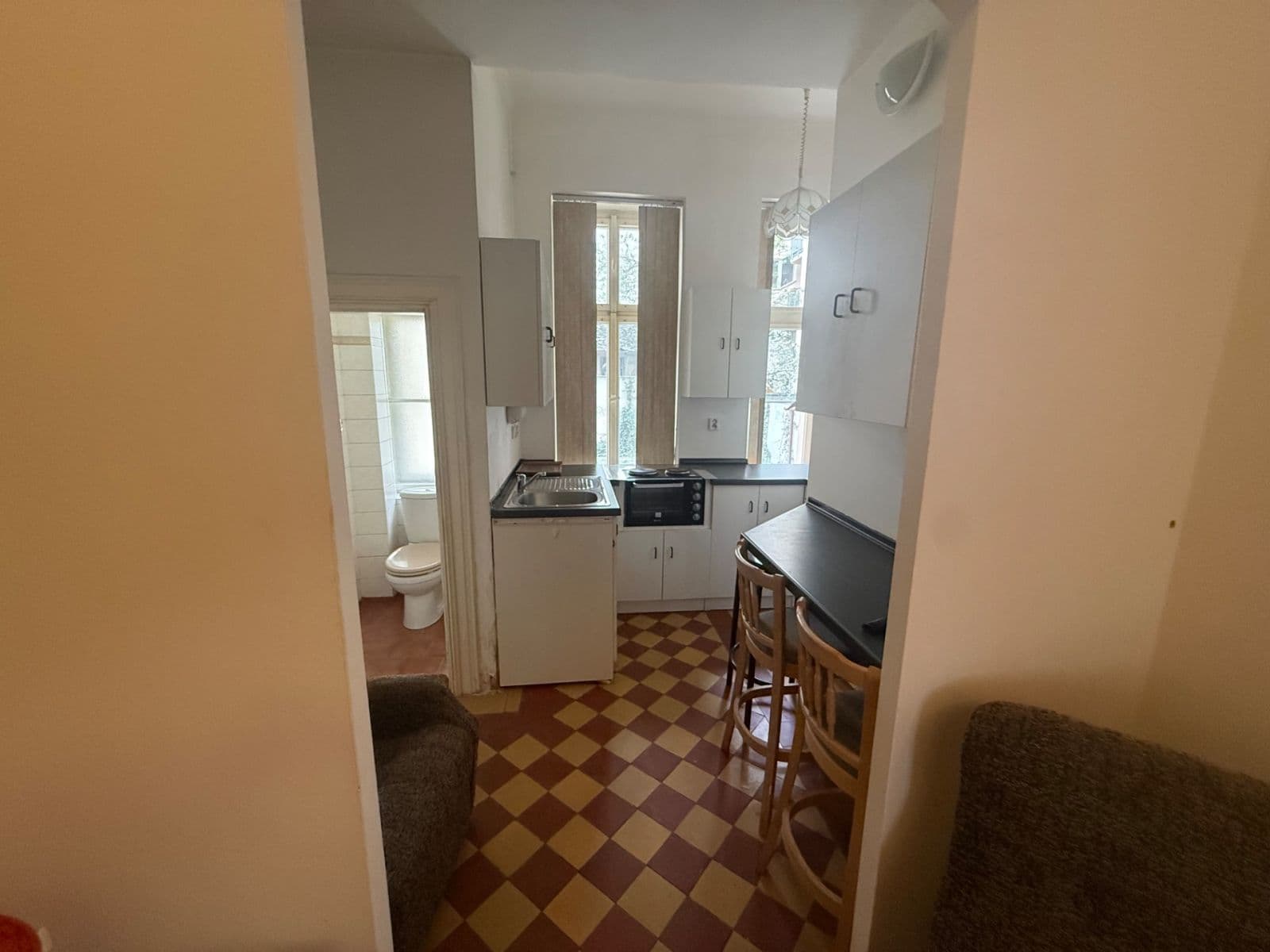 Pronájem bytu 3+1 75 m², Roháčova, Praha, Praha Pronájem bytu 3+1 75 m², Roháčova, Praha, Praha