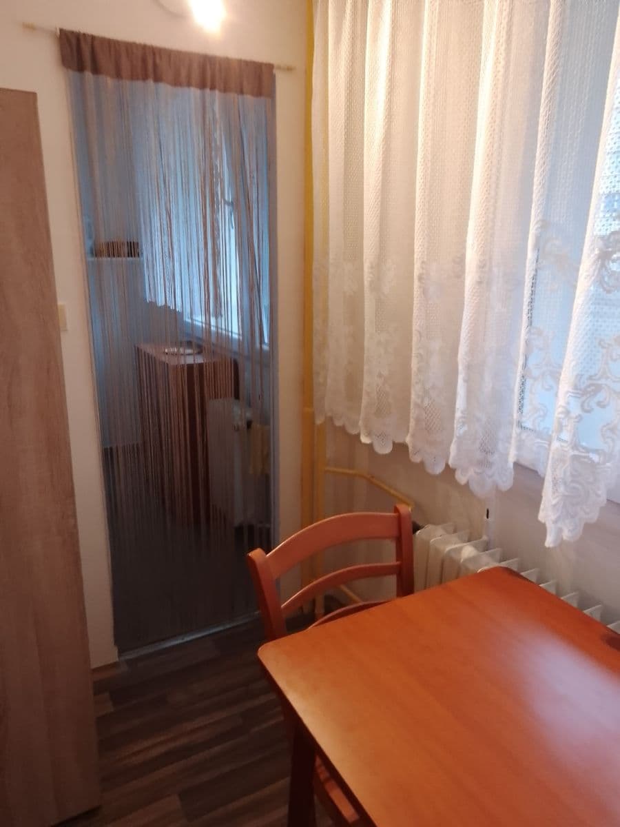 Pronájem bytu 1+1 30 m², Milevská, Praha, Praha Pronájem bytu 1+1 30 m², Milevská, Praha, Praha
