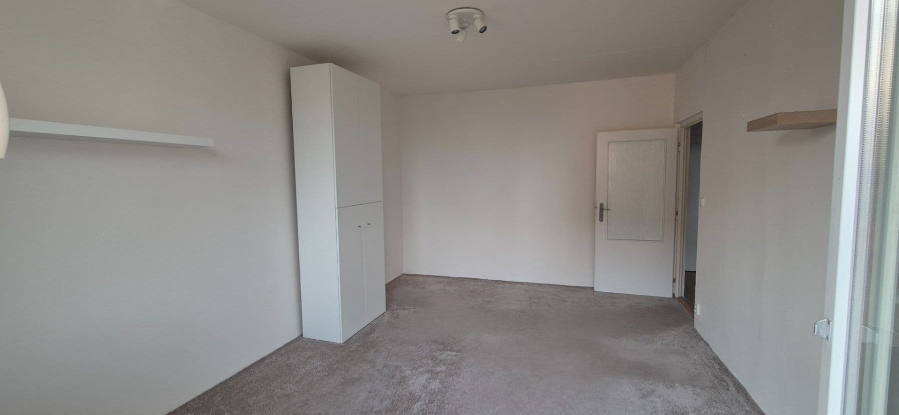 Pronájem bytu 2+1 55 m², Urbánkova, Brno, Jihomoravský kraj Pronájem bytu 2+1 55 m², Urbánkova, Brno, Jihomoravský kraj