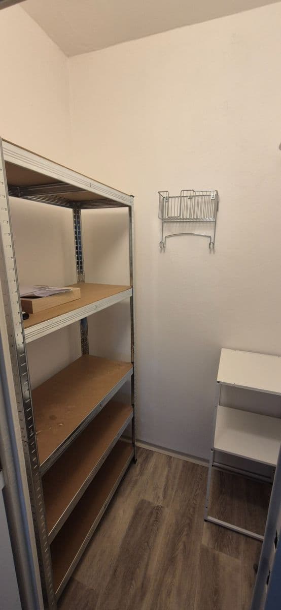 Pronájem bytu 2+1 55 m², Urbánkova, Brno, Jihomoravský kraj Pronájem bytu 2+1 55 m², Urbánkova, Brno, Jihomoravský kraj