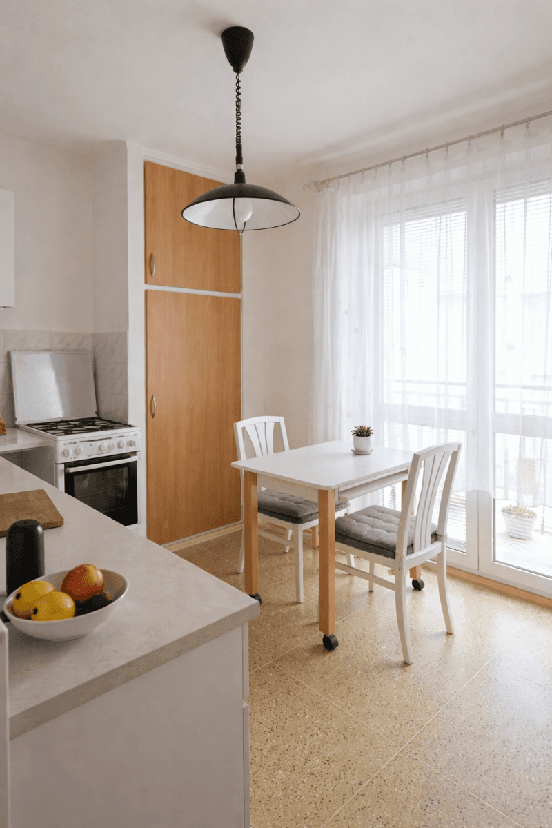 Pronájem bytu 2+1 50 m², V Kotlině, Olomouc, Olomoucký kraj Pronájem bytu 2+1 50 m², V Kotlině, Olomouc, Olomoucký kraj