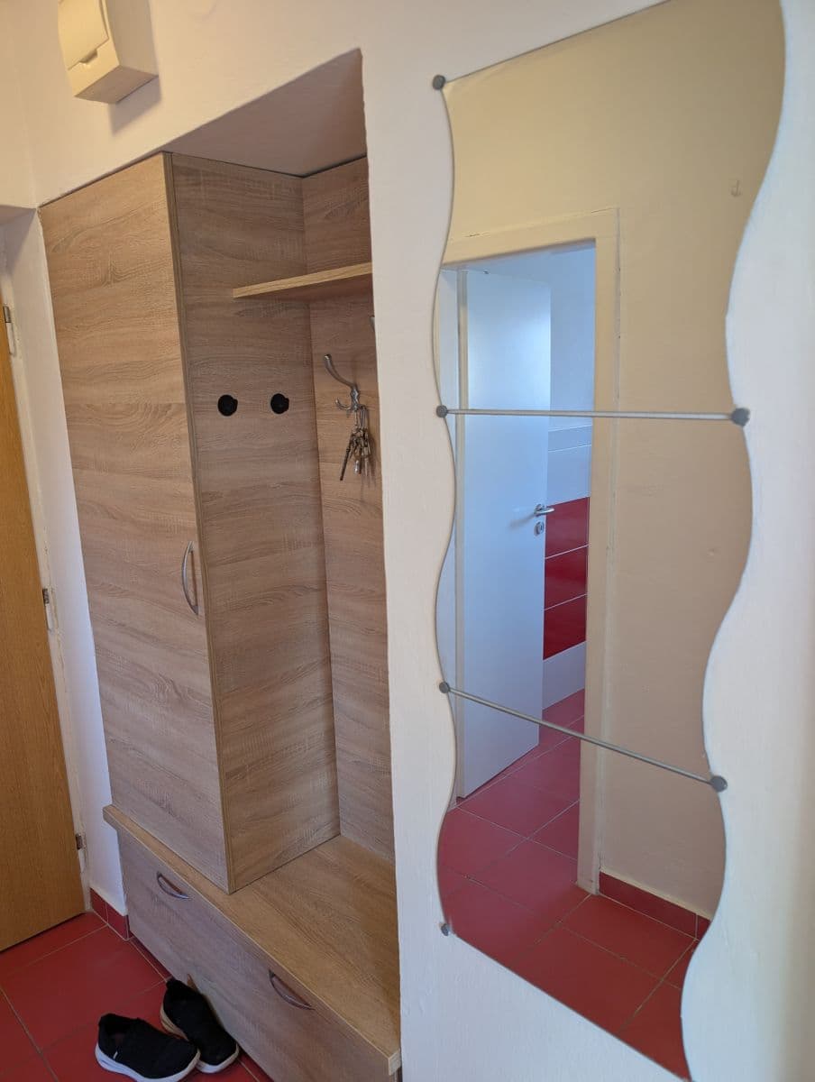 Pronájem bytu 2+1 54 m², Seifertova, Jihlava, Kraj Vysočina Pronájem bytu 2+1 54 m², Seifertova, Jihlava, Kraj Vysočina