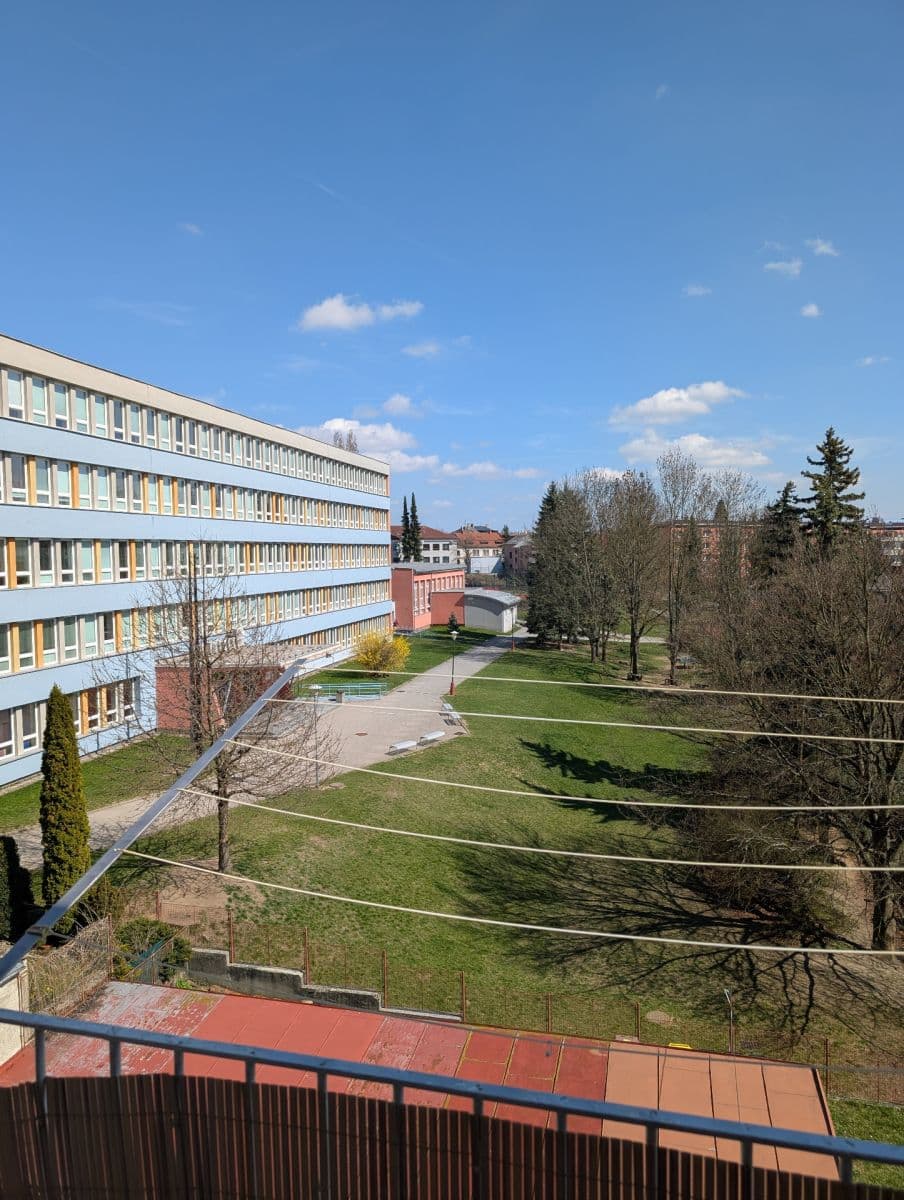 Pronájem bytu 2+1 54 m², Seifertova, Jihlava, Kraj Vysočina Pronájem bytu 2+1 54 m², Seifertova, Jihlava, Kraj Vysočina