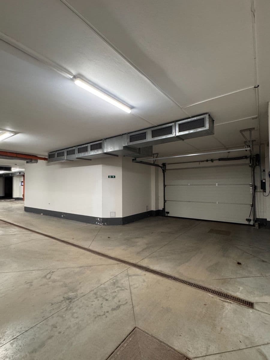 Prodej garáže 12 m², Špindlerův Mlýn, Královéhradecký kraj Prodej garáže 12 m², Špindlerův Mlýn, Královéhradecký kraj