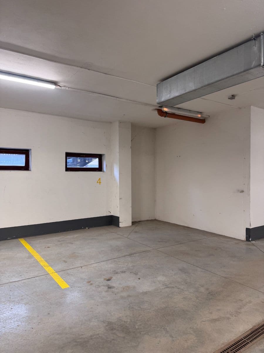 Prodej garáže 12 m², Špindlerův Mlýn, Královéhradecký kraj Prodej garáže 12 m², Špindlerův Mlýn, Královéhradecký kraj