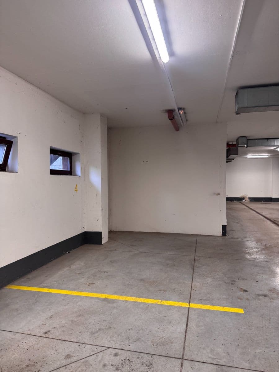 Prodej garáže 12 m², Špindlerův Mlýn, Královéhradecký kraj Prodej garáže 12 m², Špindlerův Mlýn, Královéhradecký kraj