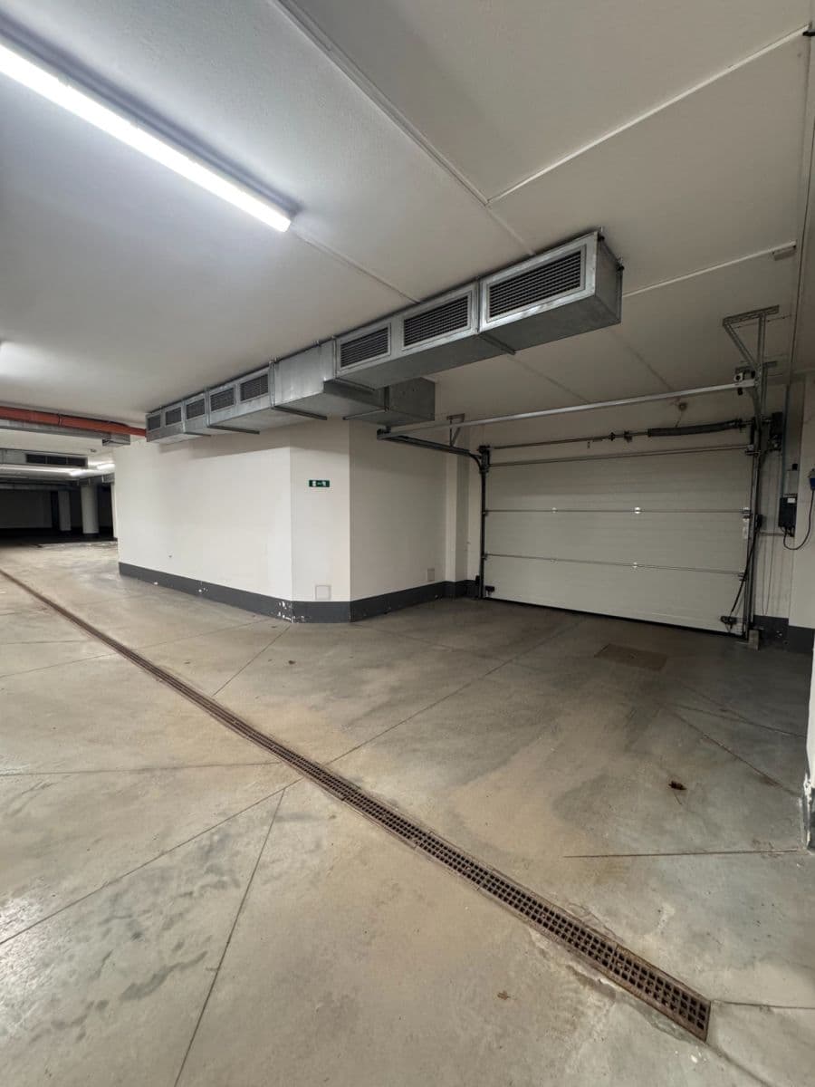 Prodej garáže 12 m², Špindlerův Mlýn, Královéhradecký kraj Prodej garáže 12 m², Špindlerův Mlýn, Královéhradecký kraj