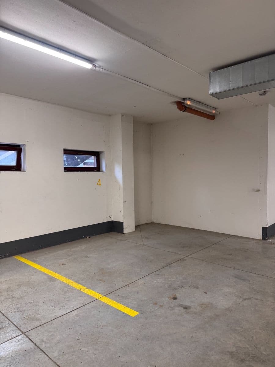 Prodej garáže 12 m², Špindlerův Mlýn, Královéhradecký kraj Prodej garáže 12 m², Špindlerův Mlýn, Královéhradecký kraj