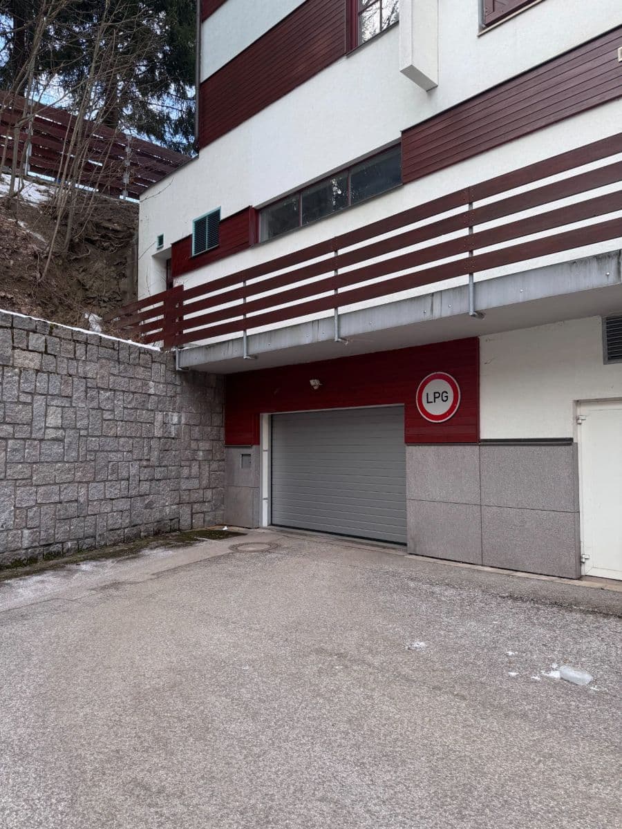 Prodej garáže 12 m², Špindlerův Mlýn, Královéhradecký kraj Prodej garáže 12 m², Špindlerův Mlýn, Královéhradecký kraj