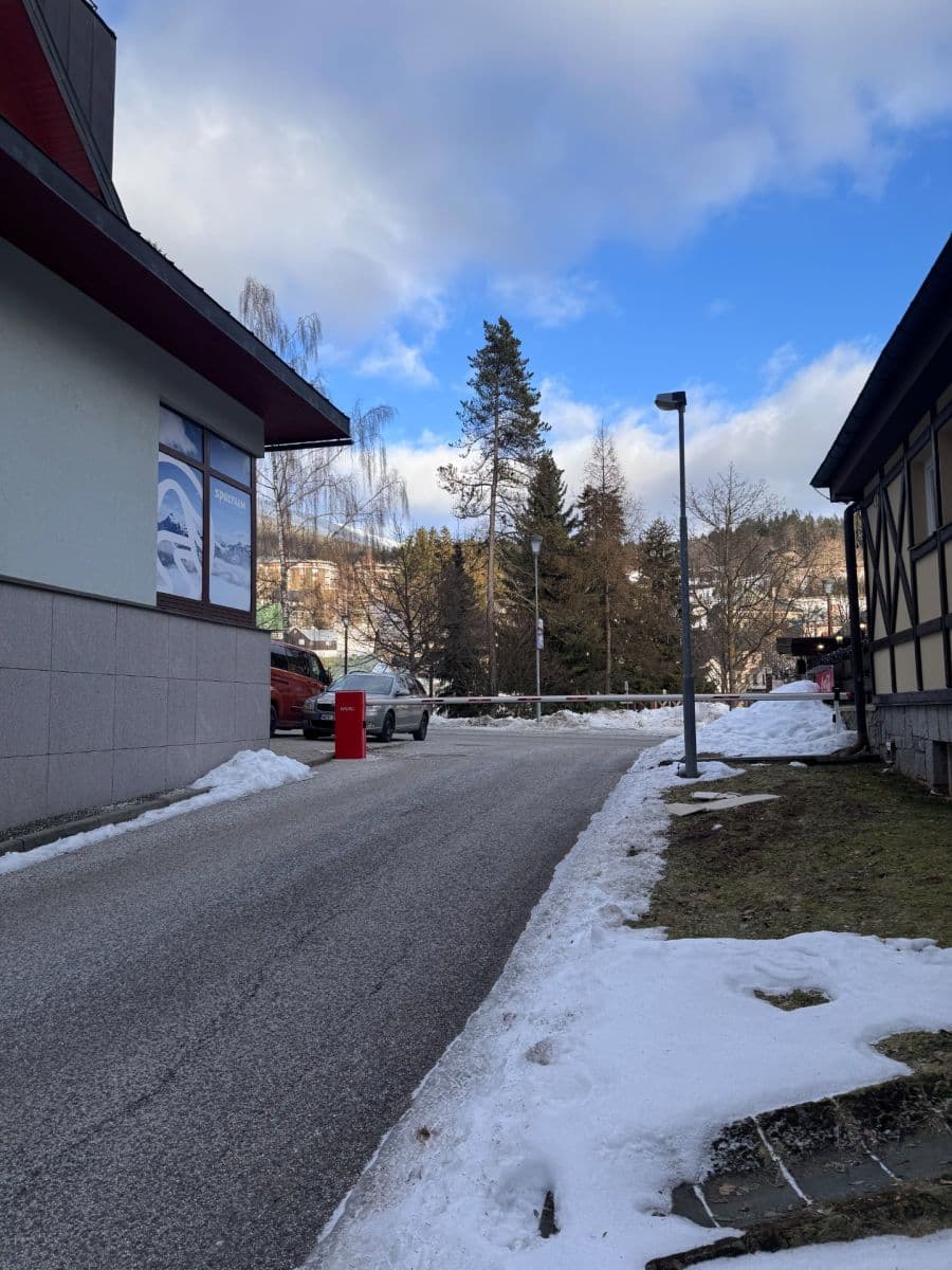 Prodej garáže 12 m², Špindlerův Mlýn, Královéhradecký kraj Prodej garáže 12 m², Špindlerův Mlýn, Královéhradecký kraj