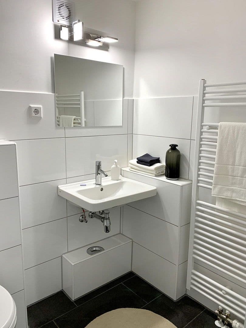 Prodej bytu 2+1 61 m², Erkrath, Severní Porýní-Vestfálsko Prodej bytu 2+1 61 m², Erkrath, Severní Porýní-Vestfálsko