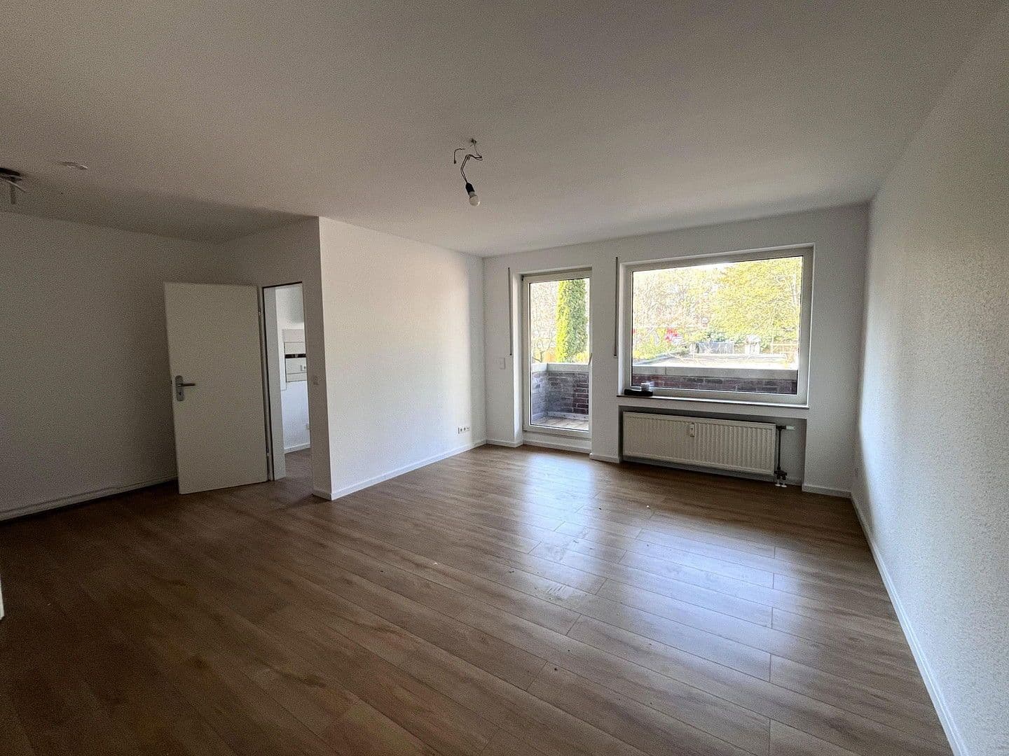 Pronájem bytu 3+1 67 m², Regentenstraße 93, Mönchengladbach, Severní Porýní-Vestfálsko Pronájem bytu 3+1 67 m², Regentenstraße 93, Mönchengladbach, Severní Porýní-Vestfálsko