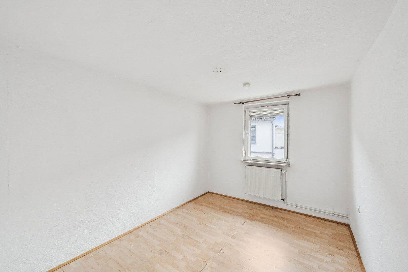 Prodej domu 291 m², pozemek 292 m², Stockstadt am Rhein, Hessen Prodej domu 291 m², pozemek 292 m², Stockstadt am Rhein, Hessen