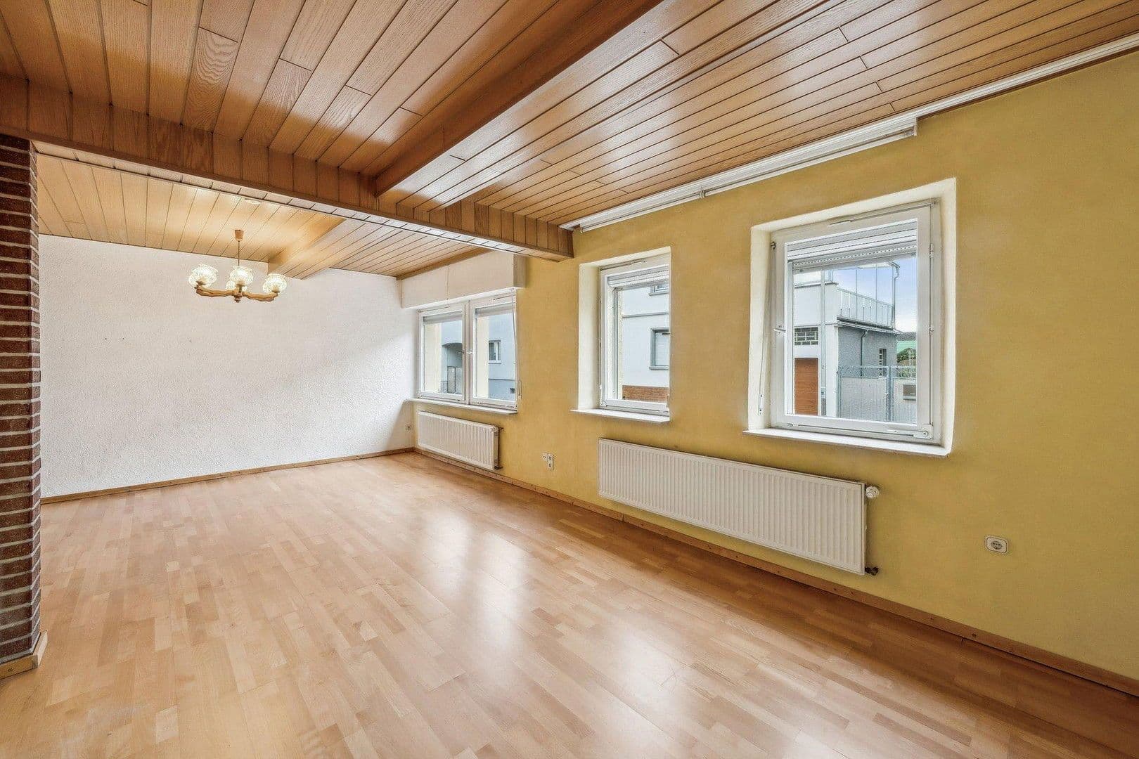 Prodej domu 291 m², pozemek 292 m², Stockstadt am Rhein, Hessen Prodej domu 291 m², pozemek 292 m², Stockstadt am Rhein, Hessen