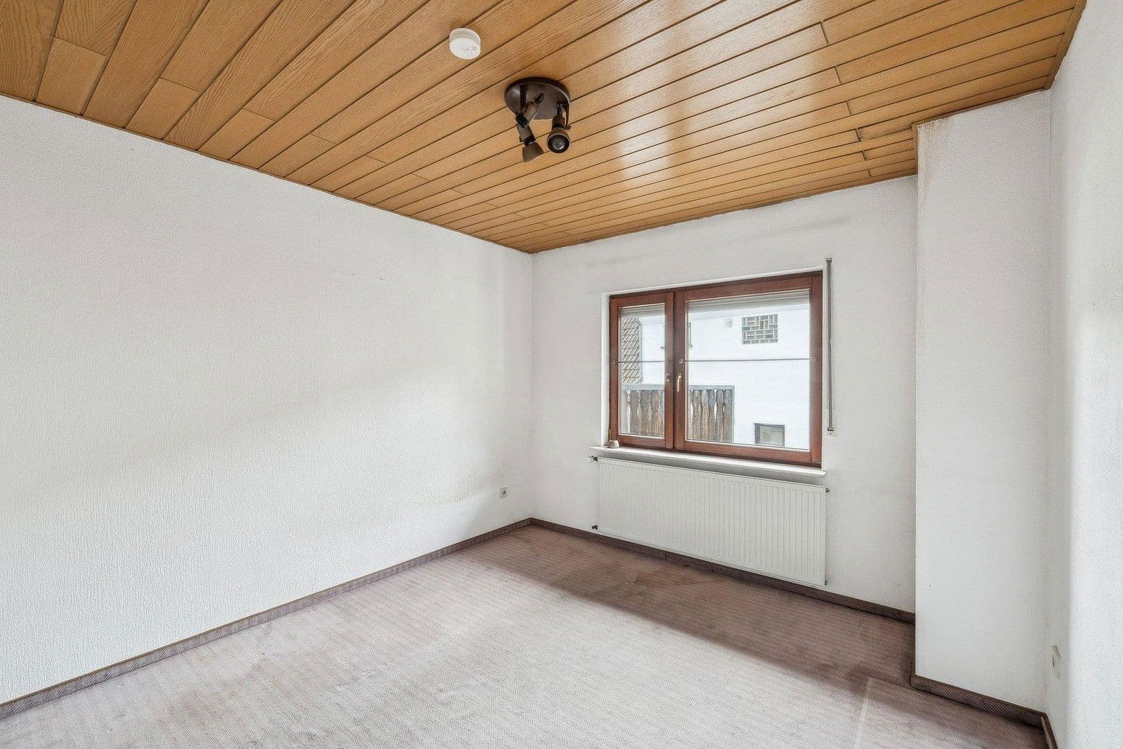 Prodej domu 291 m², pozemek 292 m², Stockstadt am Rhein, Hessen Prodej domu 291 m², pozemek 292 m², Stockstadt am Rhein, Hessen