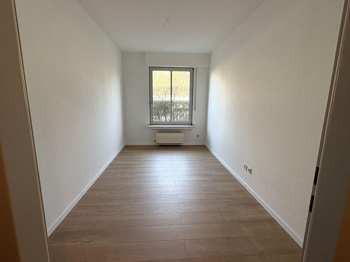 Prodej bytu 3+1 71 m², Kastanienring 14, Leipzig, Sasko Prodej bytu 3+1 71 m², Kastanienring 14, Leipzig, Sasko