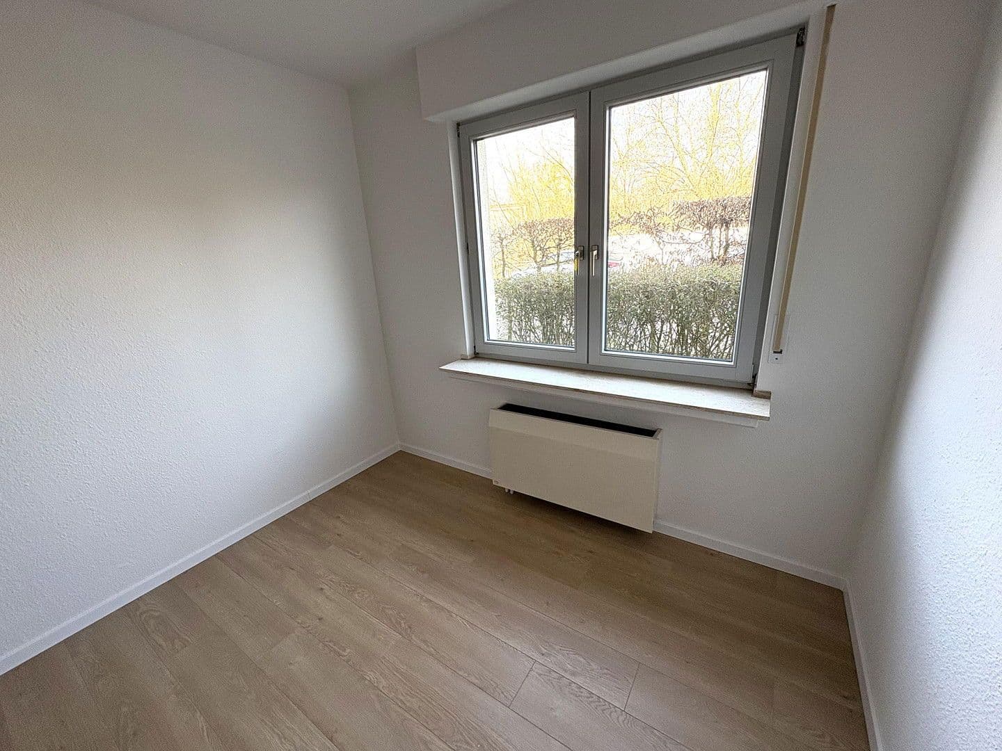 Prodej bytu 3+1 71 m², Kastanienring 14, Leipzig, Sasko Prodej bytu 3+1 71 m², Kastanienring 14, Leipzig, Sasko