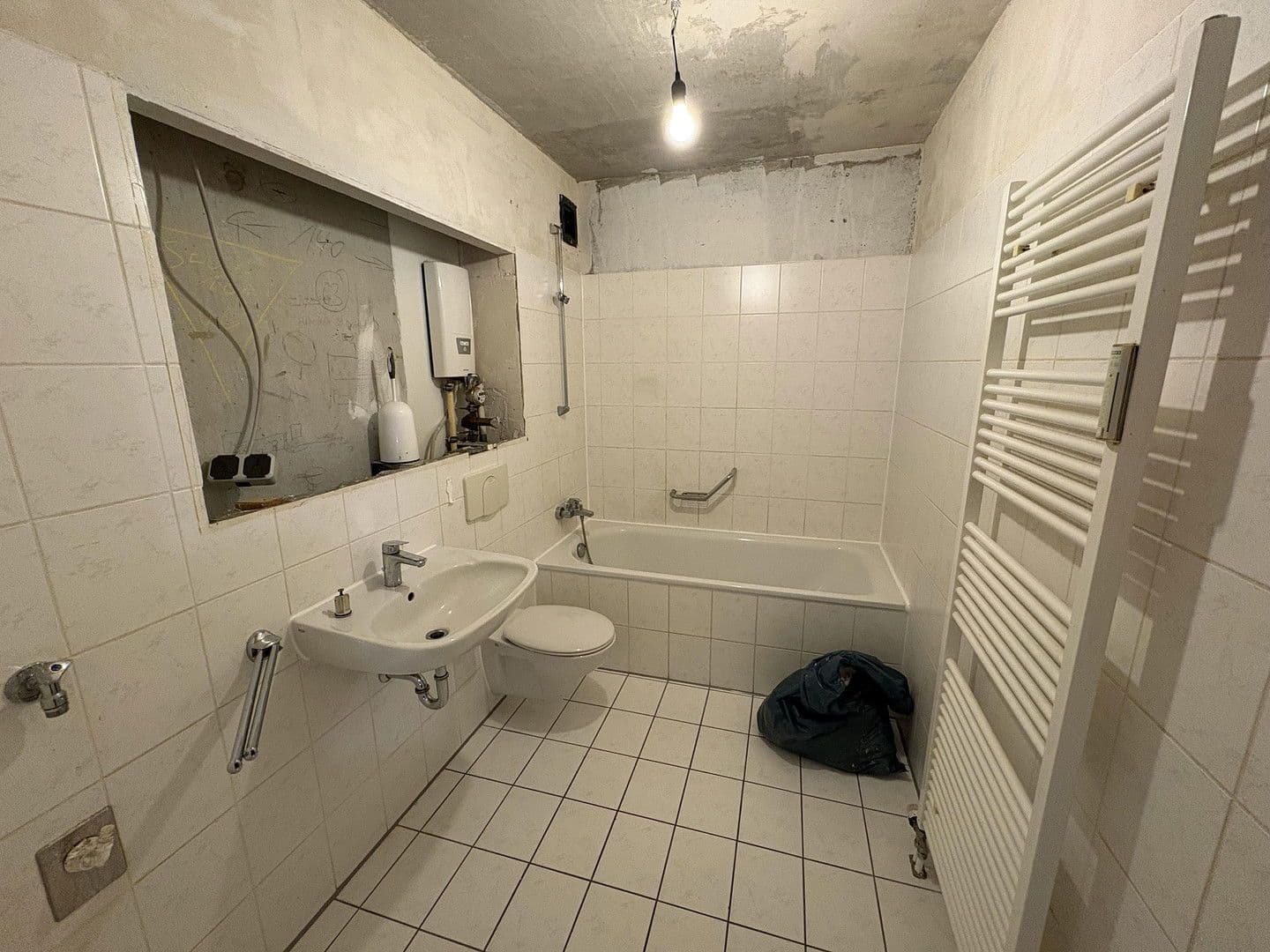 Prodej bytu 3+1 71 m², Kastanienring 14, Leipzig, Sasko Prodej bytu 3+1 71 m², Kastanienring 14, Leipzig, Sasko