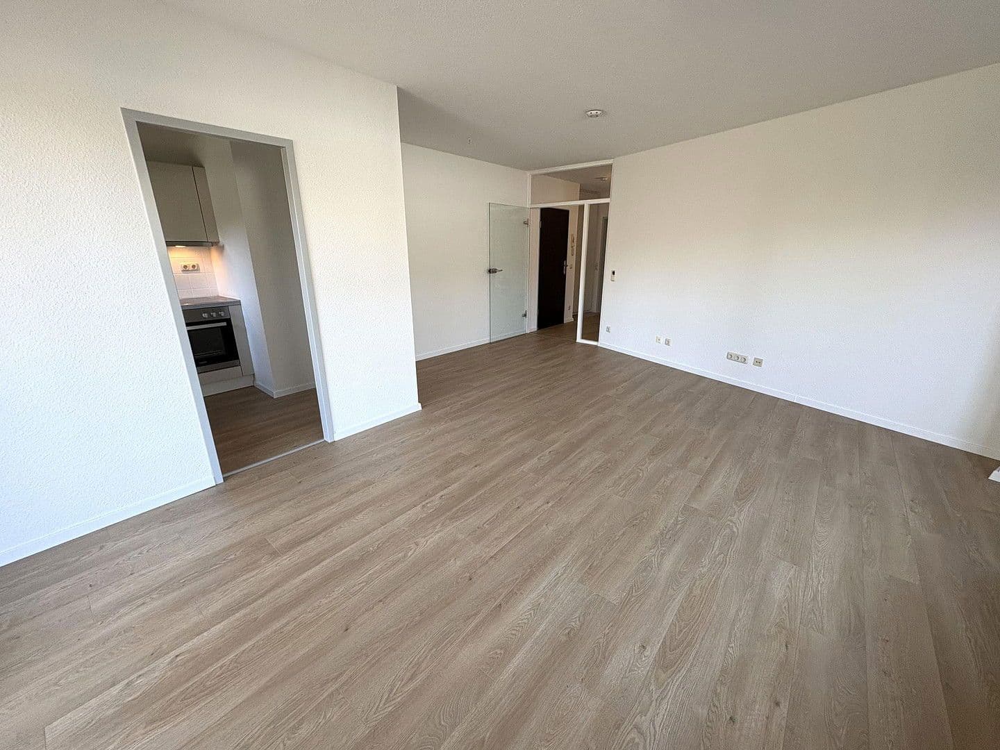 Prodej bytu 3+1 71 m², Kastanienring 14, Leipzig, Sasko Prodej bytu 3+1 71 m², Kastanienring 14, Leipzig, Sasko