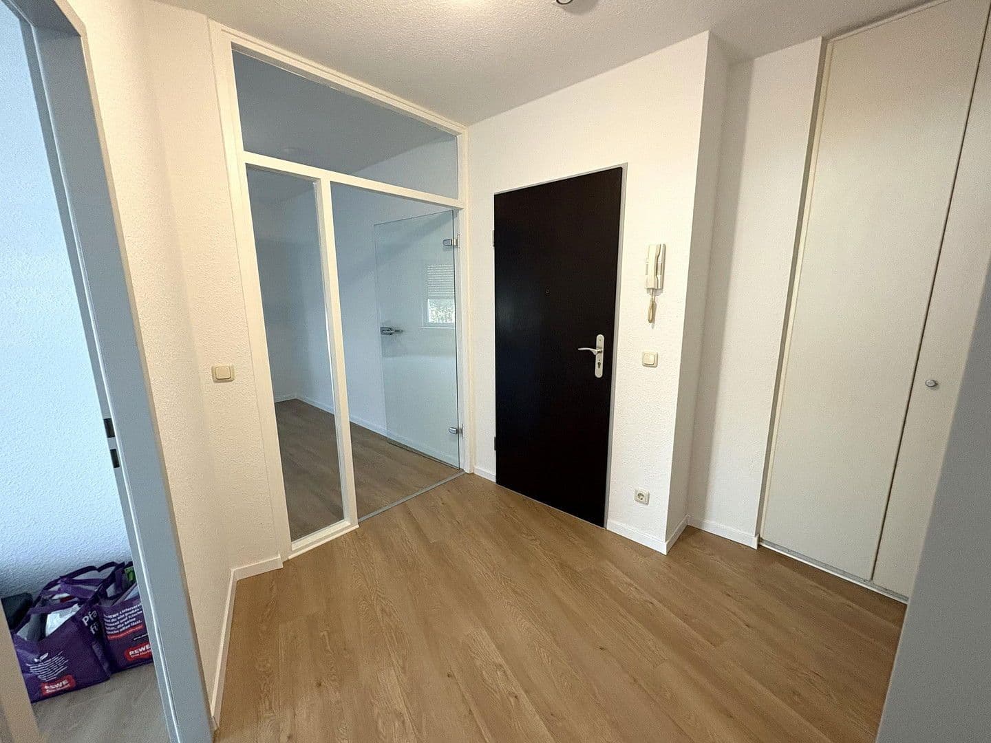 Prodej bytu 3+1 71 m², Kastanienring 14, Leipzig, Sasko Prodej bytu 3+1 71 m², Kastanienring 14, Leipzig, Sasko