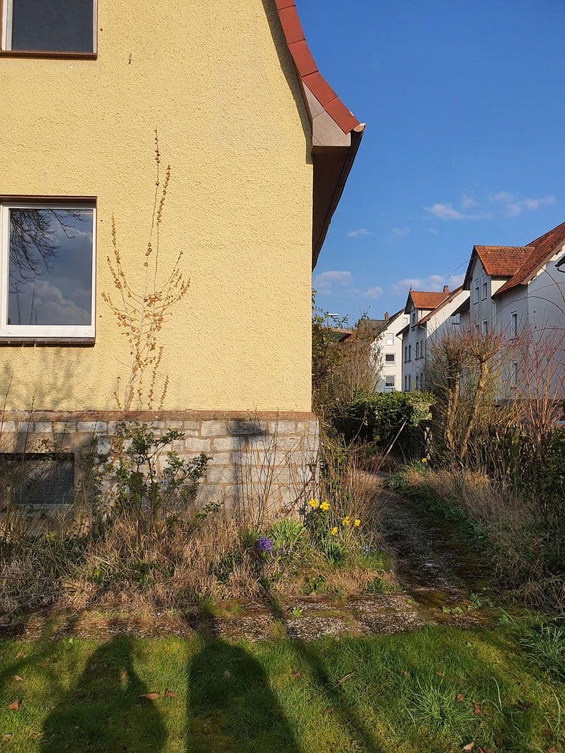 Prodej domu 135 m², pozemek 824 m², Luisenstr. 14, Einbeck, Dolní Sasko Prodej domu 135 m², pozemek 824 m², Luisenstr. 14, Einbeck, Dolní Sasko