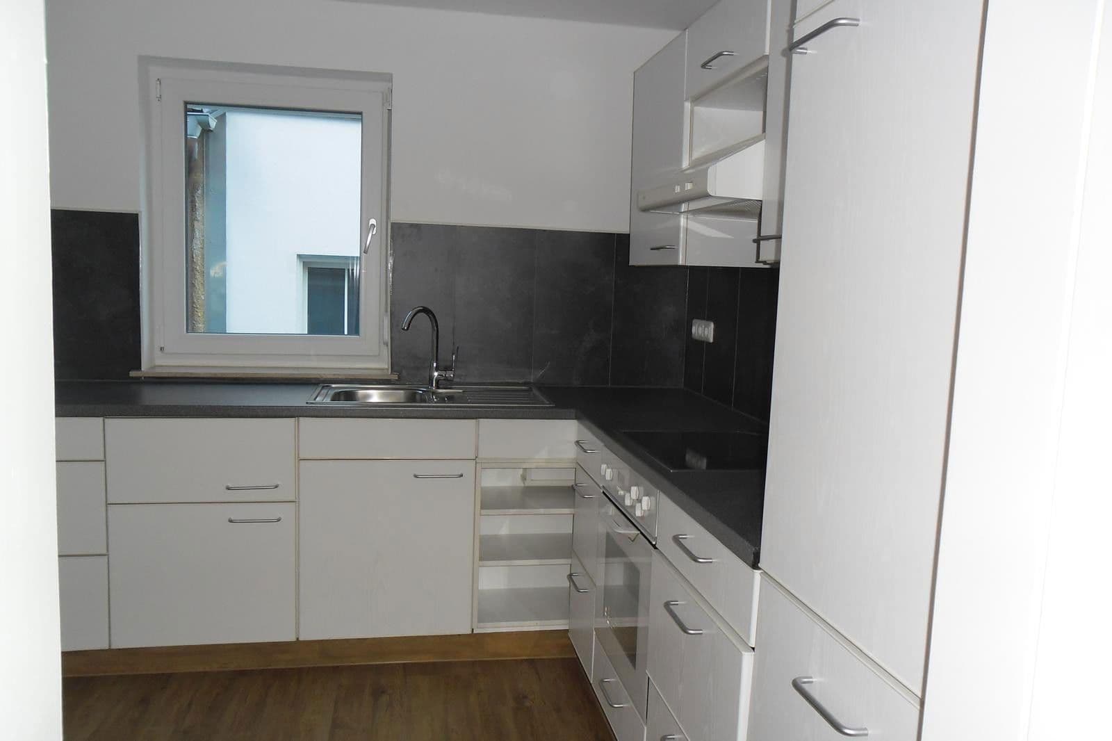 Pronájem domu 90 m², pozemek 50 m², Scharfstraße 6, Mainburg, Bavorsko Pronájem domu 90 m², pozemek 50 m², Scharfstraße 6, Mainburg, Bavorsko