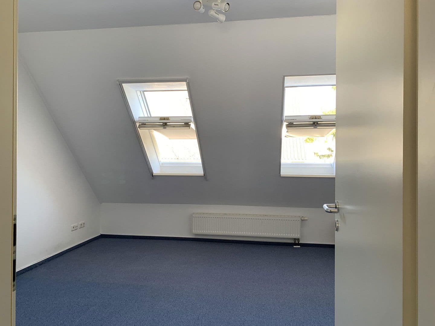 Prodej domu 145 m², pozemek 137 m², Hamburg, Hamburg Prodej domu 145 m², pozemek 137 m², Hamburg, Hamburg