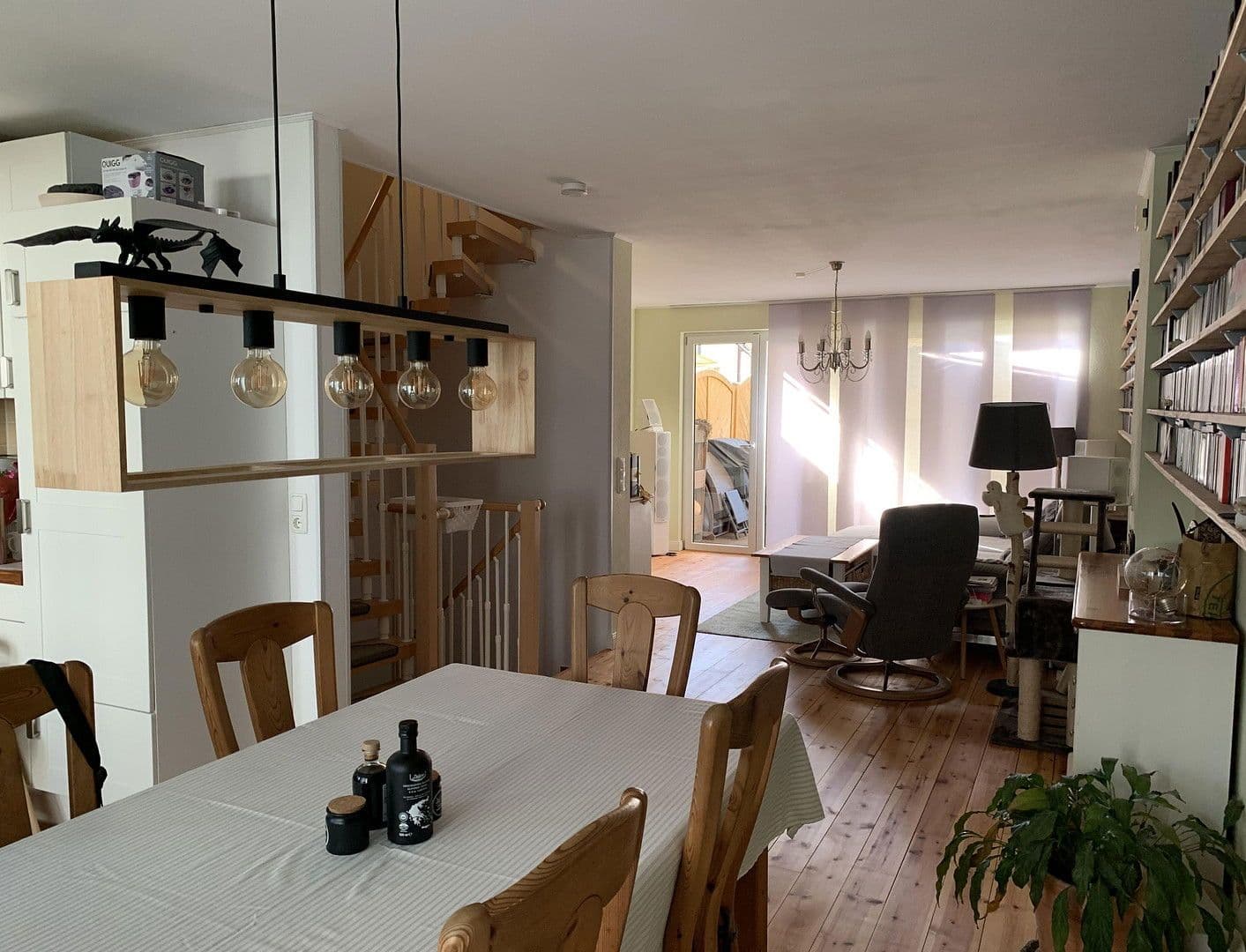 Prodej domu 145 m², pozemek 137 m², Hamburg, Hamburg Prodej domu 145 m², pozemek 137 m², Hamburg, Hamburg