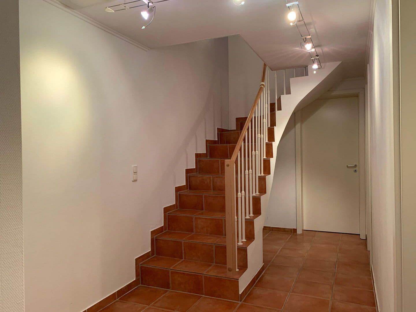 Prodej domu 145 m², pozemek 137 m², Hamburg, Hamburg Prodej domu 145 m², pozemek 137 m², Hamburg, Hamburg