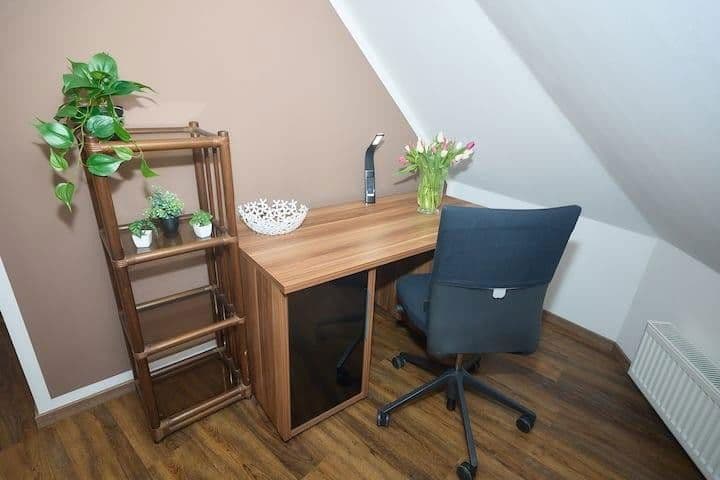 Pronájem bytu 3+1 80 m², Hohenmölsen, Sasko-Anhaltsko Pronájem bytu 3+1 80 m², Hohenmölsen, Sasko-Anhaltsko