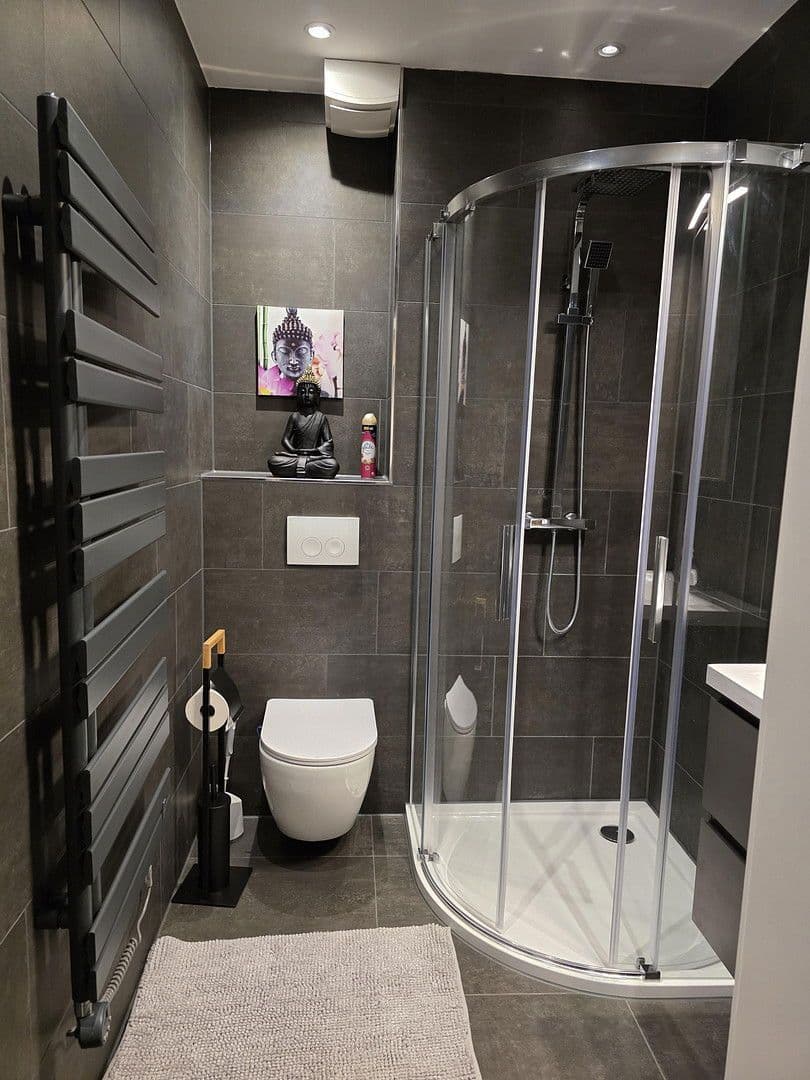 Pronájem bytu 3+1 80 m², Hohenmölsen, Sasko-Anhaltsko Pronájem bytu 3+1 80 m², Hohenmölsen, Sasko-Anhaltsko