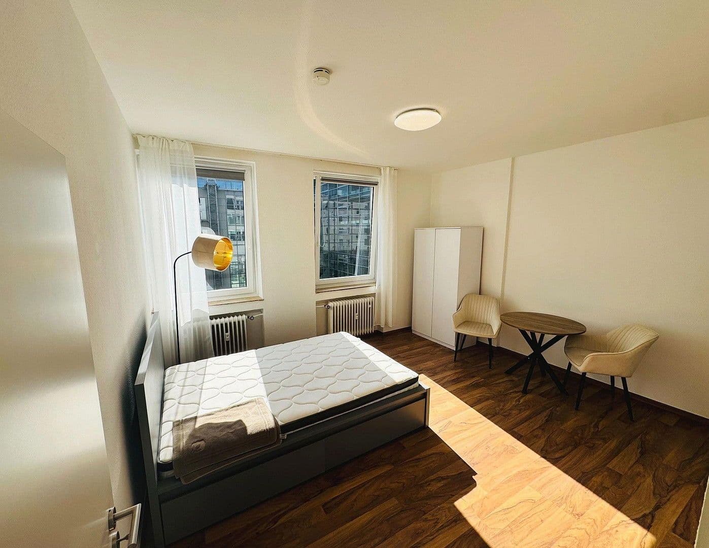 Pronájem bytu 1+1 28 m², Fürther Str. 11, Nürnberg, Bavorsko Pronájem bytu 1+1 28 m², Fürther Str. 11, Nürnberg, Bavorsko