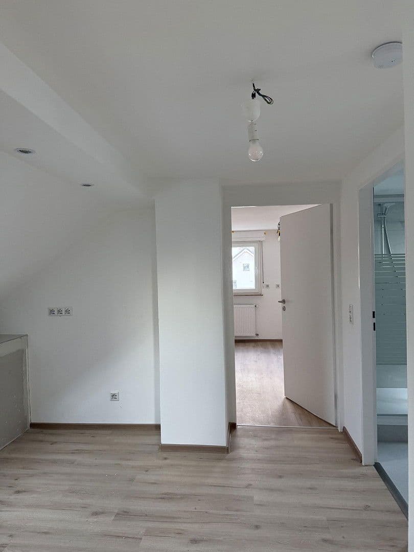 Pronájem bytu 2+kk 53 m², Konrad Adenauer Str. 3, Mühlheim am Main, Hessen Pronájem bytu 2+kk 53 m², Konrad Adenauer Str. 3, Mühlheim am Main, Hessen