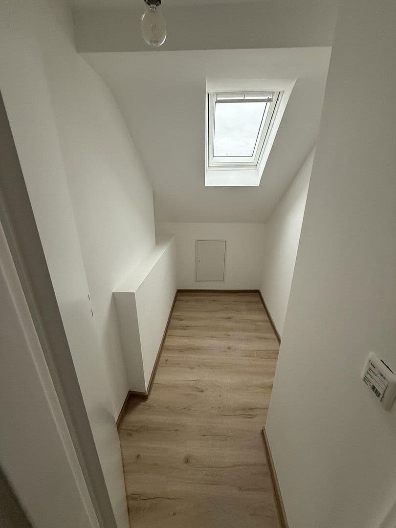 Pronájem bytu 2+kk 53 m², Konrad Adenauer Str. 3, Mühlheim am Main, Hessen Pronájem bytu 2+kk 53 m², Konrad Adenauer Str. 3, Mühlheim am Main, Hessen