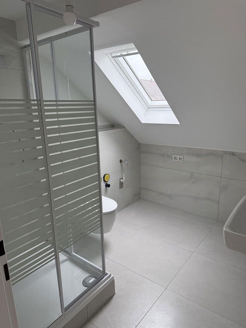 Pronájem bytu 2+kk 53 m², Konrad Adenauer Str. 3, Mühlheim am Main, Hessen Pronájem bytu 2+kk 53 m², Konrad Adenauer Str. 3, Mühlheim am Main, Hessen