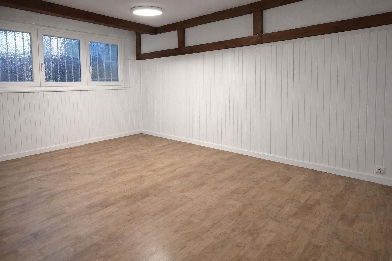 Pronájem nebytového prostoru 30 m², Köln, Severní Porýní-Vestfálsko Pronájem nebytového prostoru 30 m², Köln, Severní Porýní-Vestfálsko