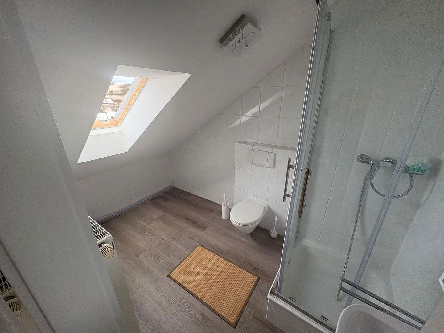 Pronájem domu 137 m², pozemek 150 m², München, Bavorsko Pronájem domu 137 m², pozemek 150 m², München, Bavorsko