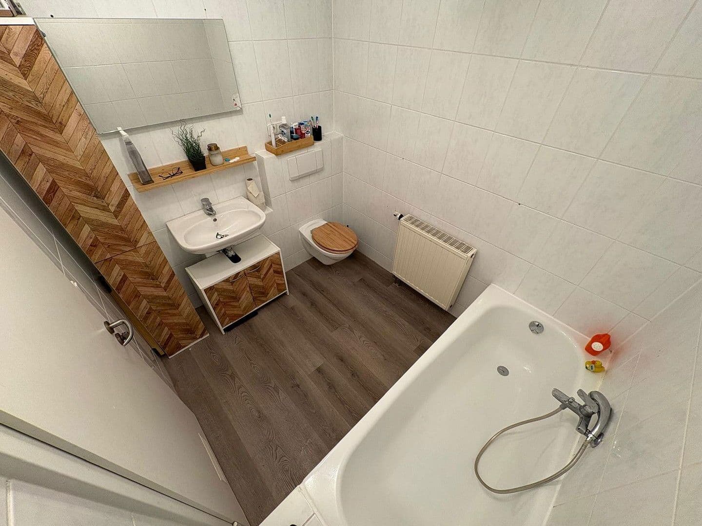 Pronájem domu 137 m², pozemek 150 m², München, Bavorsko Pronájem domu 137 m², pozemek 150 m², München, Bavorsko