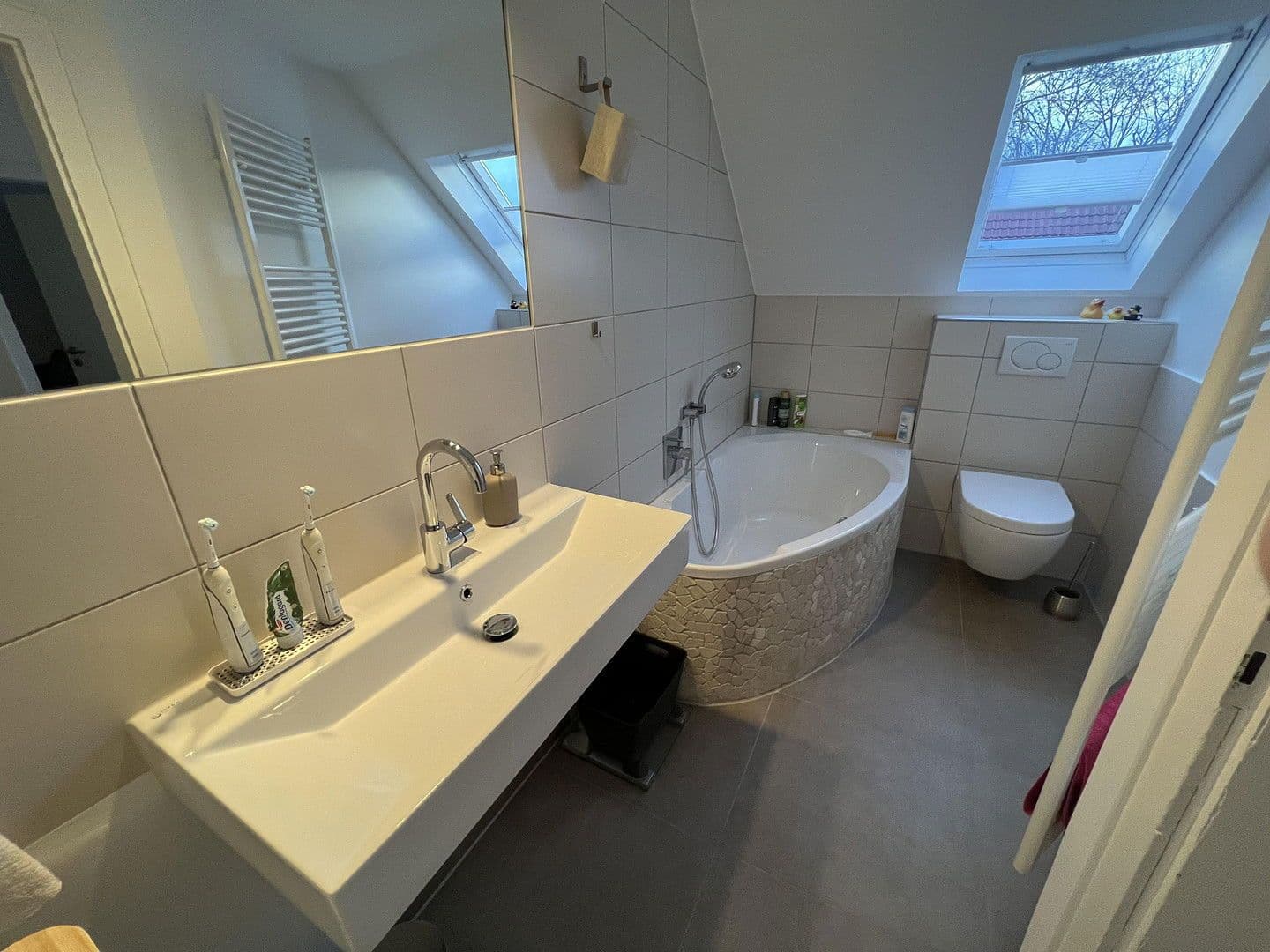 Prodej domu 187 m², pozemek 516 m², Dortmund, Severní Porýní-Vestfálsko Prodej domu 187 m², pozemek 516 m², Dortmund, Severní Porýní-Vestfálsko