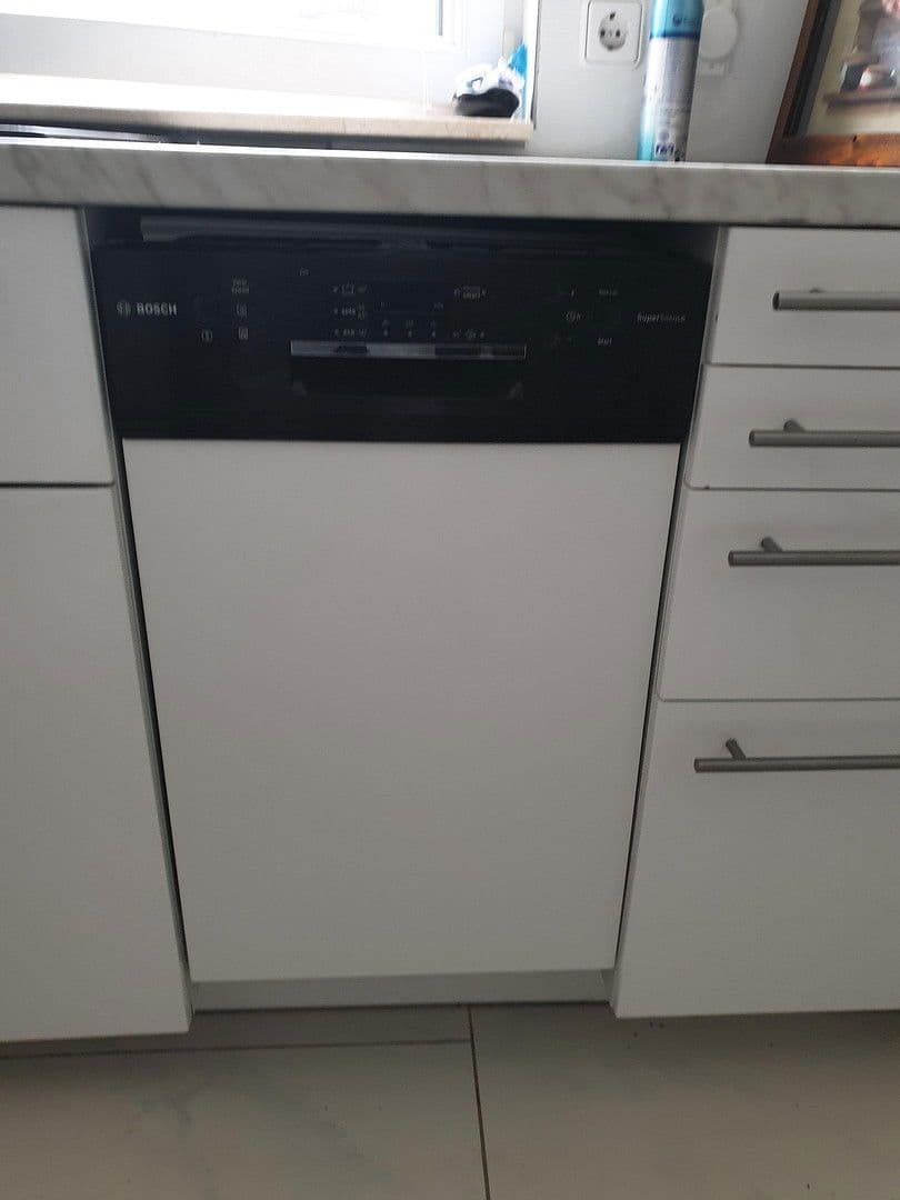 Pronájem bytu 1+1 49 m², Heusenstamm, Hessen Pronájem bytu 1+1 49 m², Heusenstamm, Hessen