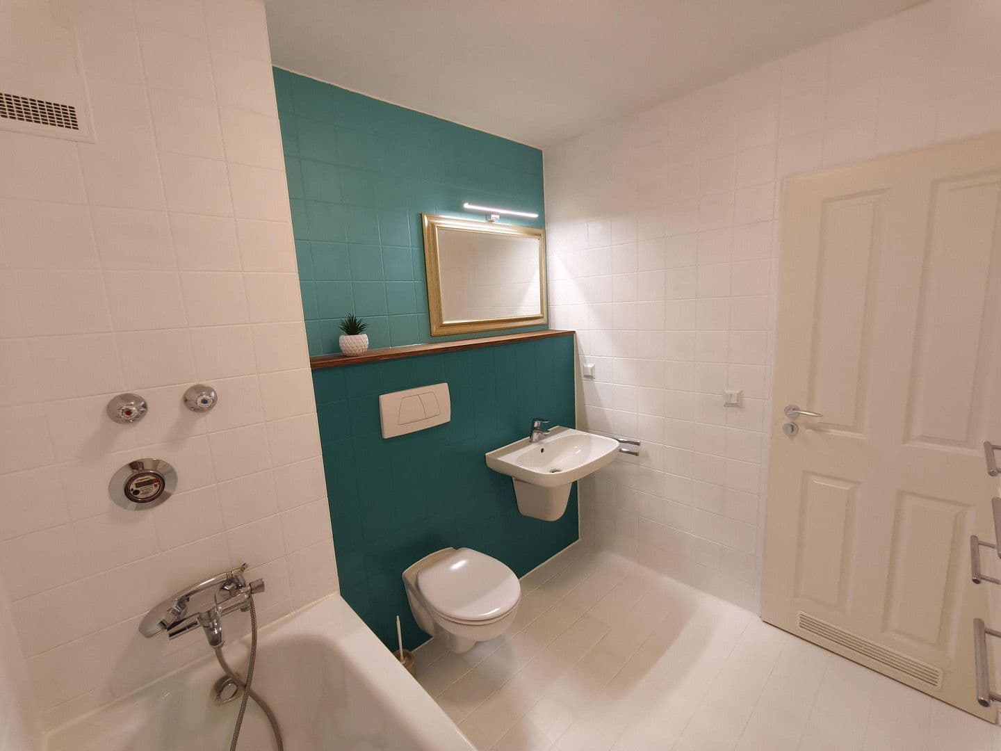 Prodej bytu 2+1 55 m², Waldstraße 10, Eichenau, Bavorsko Prodej bytu 2+1 55 m², Waldstraße 10, Eichenau, Bavorsko