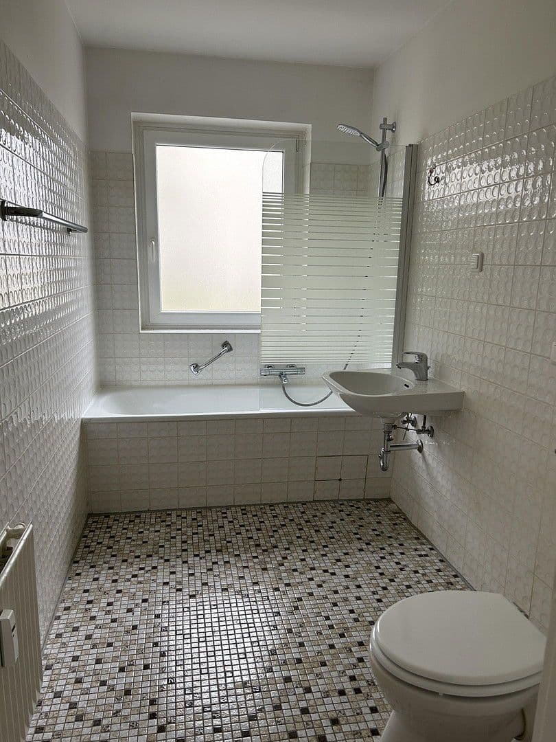 Pronájem bytu 2+1 72 m², Trockener Kamp 25, Hildesheim, Dolní Sasko Pronájem bytu 2+1 72 m², Trockener Kamp 25, Hildesheim, Dolní Sasko