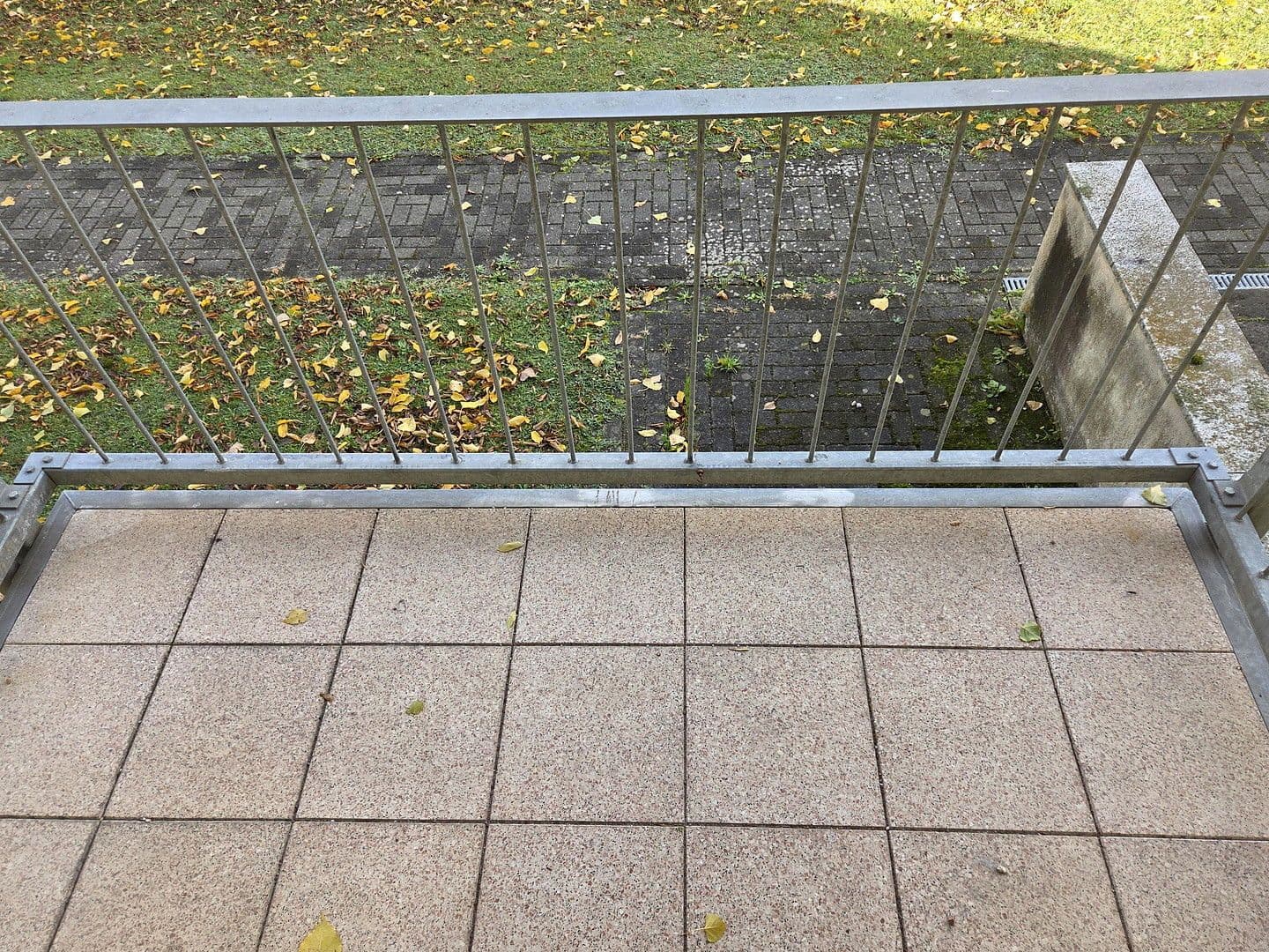 Prodej domu 3.097 m², pozemek 6.717 m², Haidelausigker Weg 2-6, Dessau-Roßlau OT Kochstedt, Sasko-Anhaltsko Prodej domu 3.097 m², pozemek 6.717 m², Haidelausigker Weg 2-6, Dessau-Roßlau OT Kochstedt, Sasko-Anhaltsko