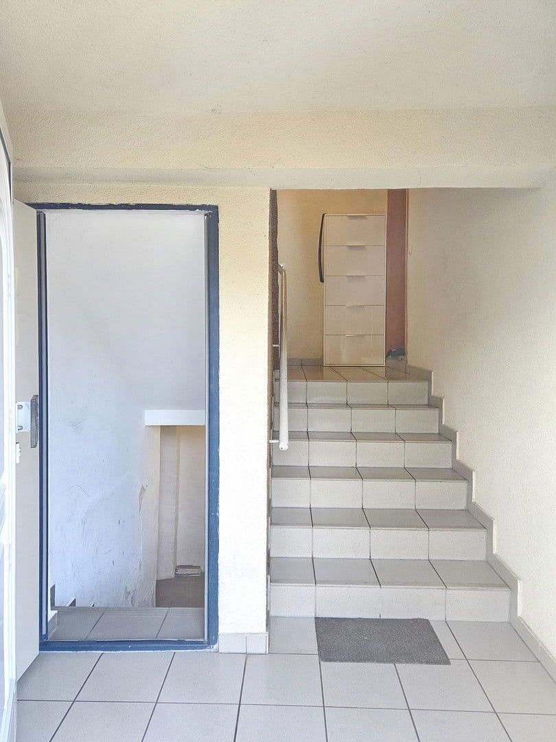 Prodej domu 3.097 m², pozemek 6.717 m², Haidelausigker Weg 2-6, Dessau-Roßlau OT Kochstedt, Sasko-Anhaltsko Prodej domu 3.097 m², pozemek 6.717 m², Haidelausigker Weg 2-6, Dessau-Roßlau OT Kochstedt, Sasko-Anhaltsko